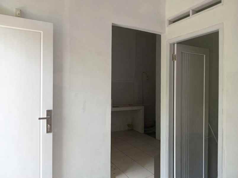 jual rumah baru harga merakyat