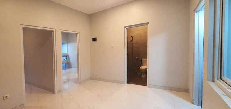 jual rumah baru minimalis siap huni di kreo selatan