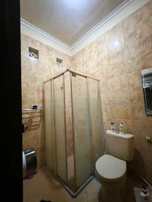 minimalis cantik bebas banjir di kapin jatibening