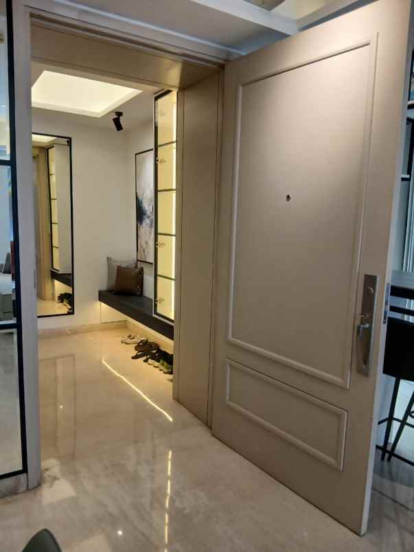 one icon lantai 26 private lift full furnished