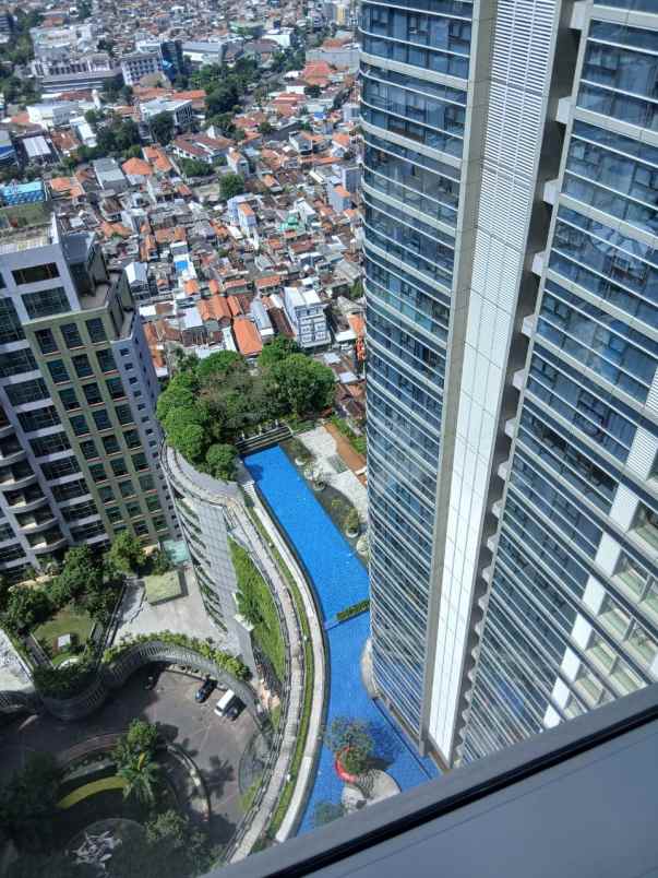 one icon lantai 26 private lift full furnished