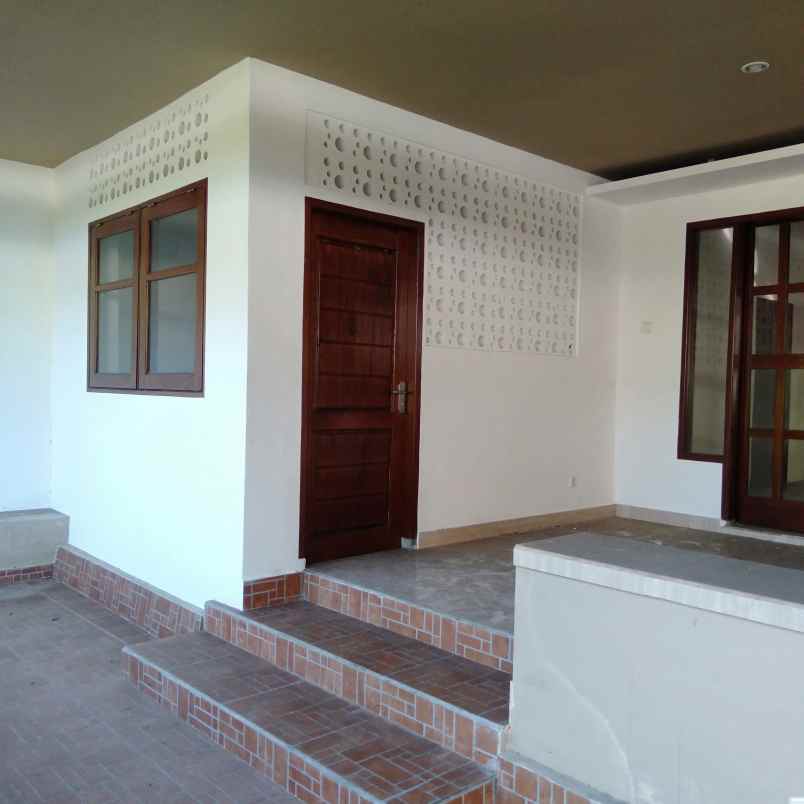 restaurant dijual lokasi senggigi lombok