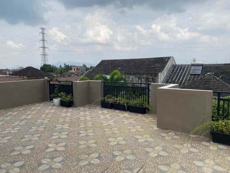 ruko gudang kantor taman kopo indah 2