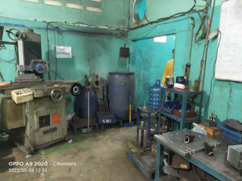 ruko gudang kantor taman royal 1