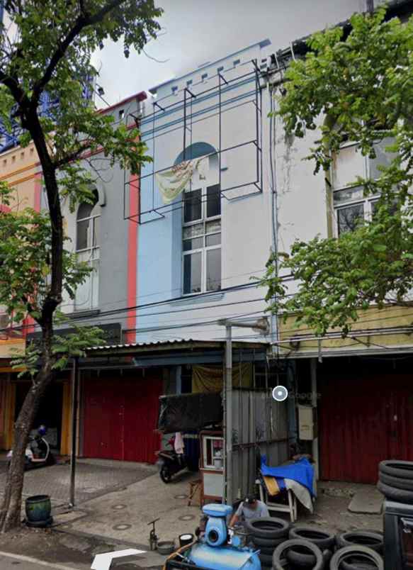 ruko nol jalan raya stasiun gubeng