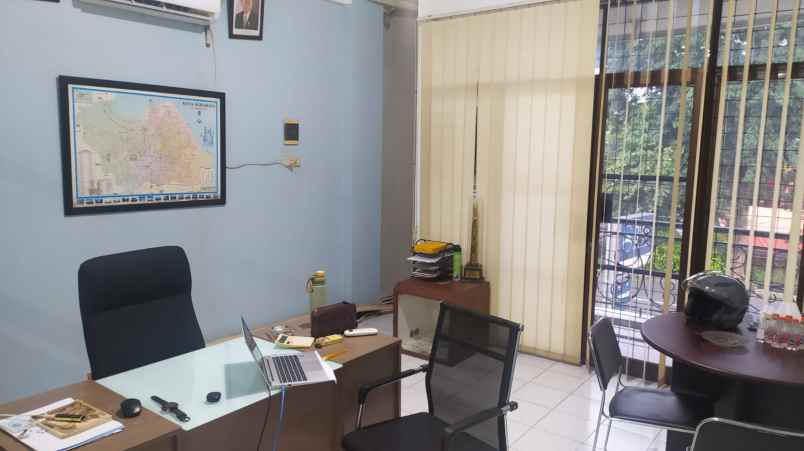 ruko raya jemursari daerah komersial 3 lantai