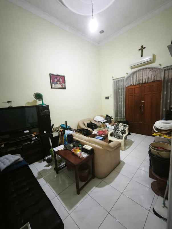 rumah 1m an 1 lantai plamongan indah semarang timur