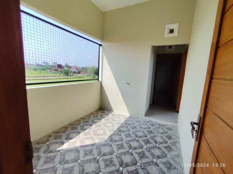 rumah 2 lantai siap huni di utara stadion maguwoharjo