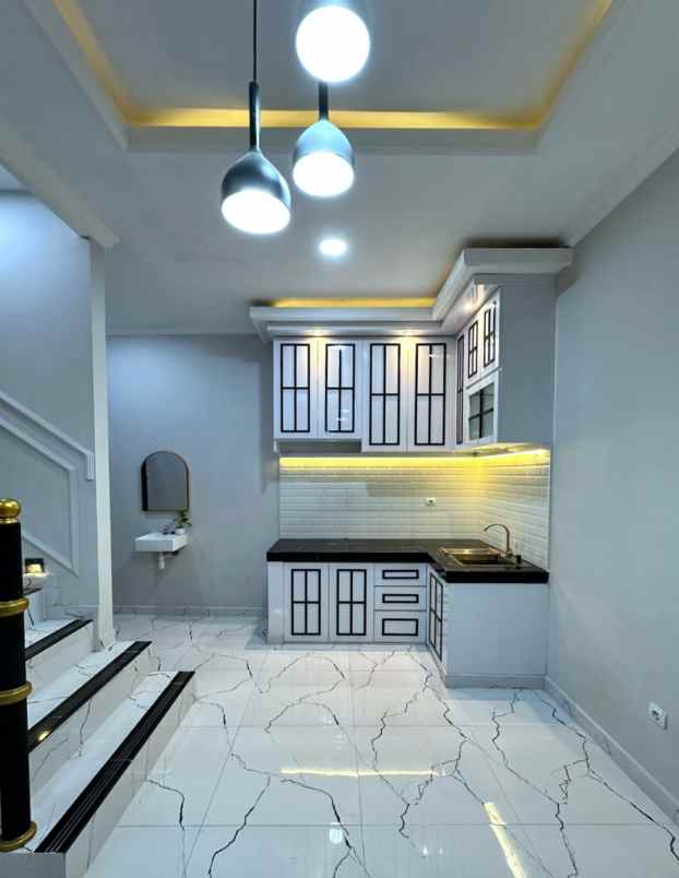 rumah 3 5 lantai rooftop at kahfi 1 jagakarsa jaksel