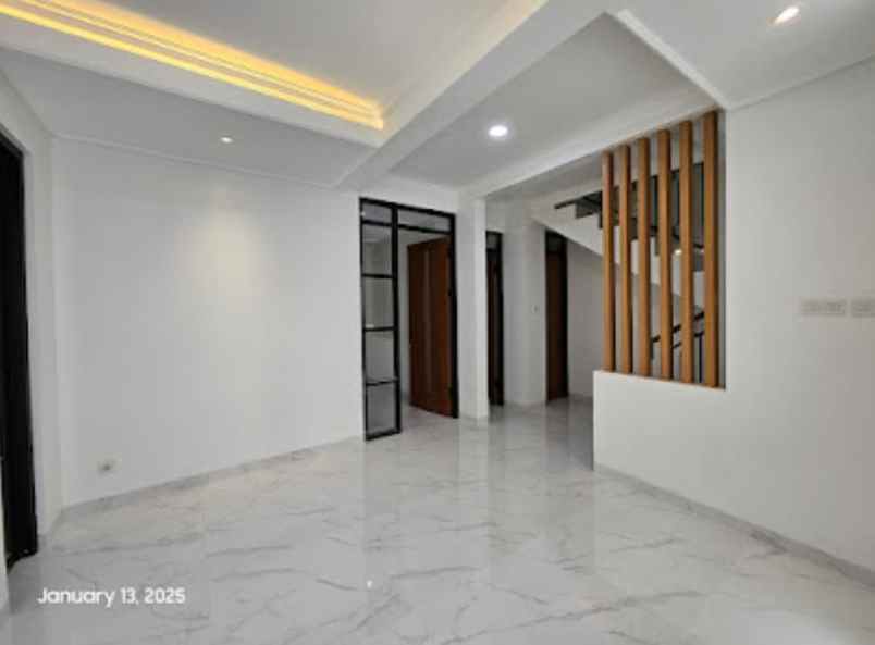 rumah baru american classic di cinere depok