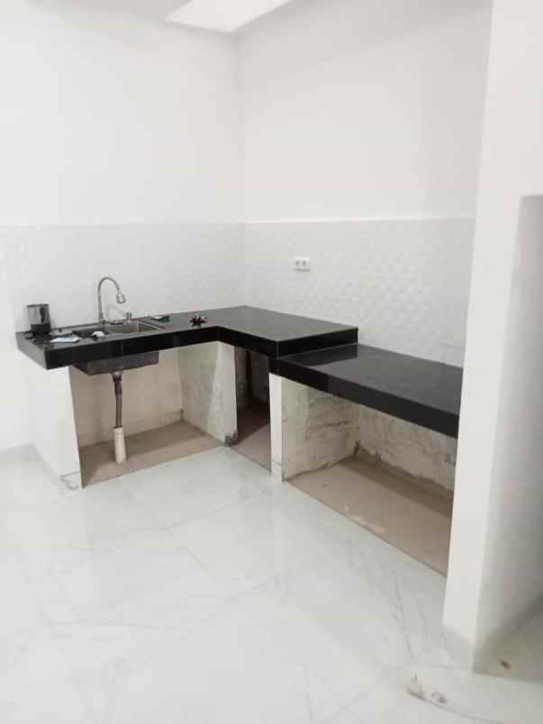 rumah baru siap huni di pondok kelapa jakarta timur