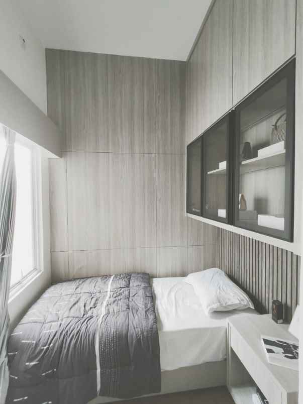 rumah berdesain bali di sukamaju