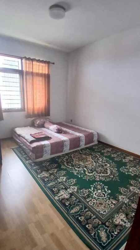 rumah besar jl cigadung tubagus ismail dago bandung