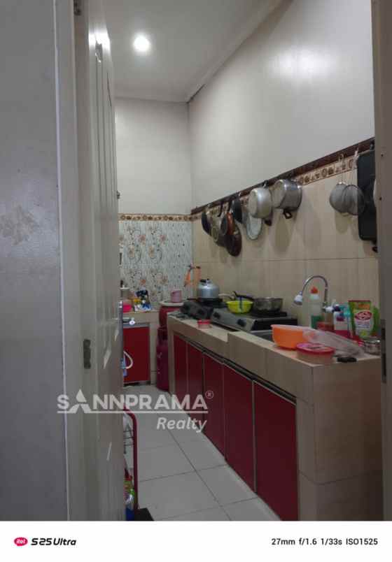 rumah cantik 2 lantai di dalam cluster tanah baru
