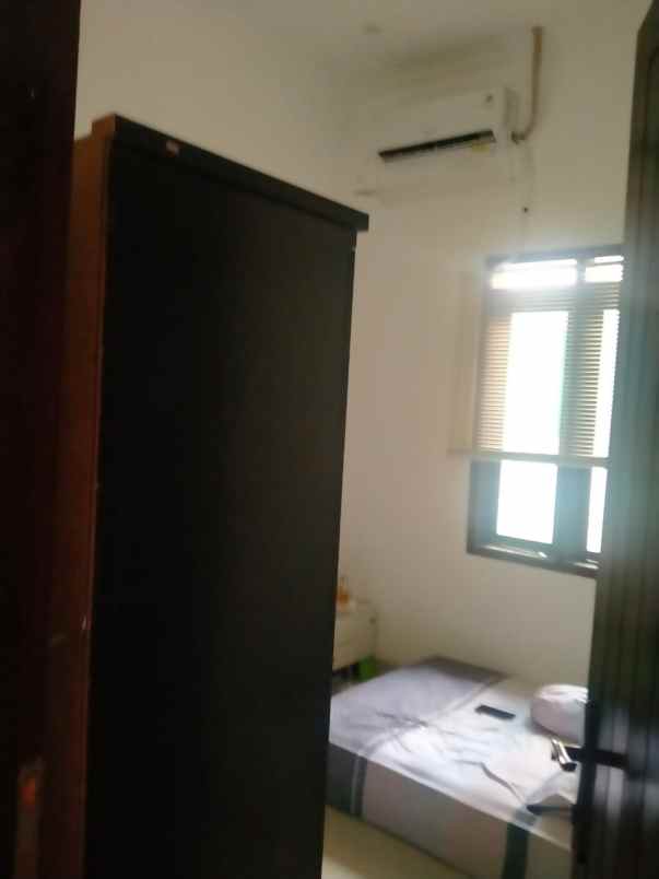 rumah cisaranten kulon arcamanik