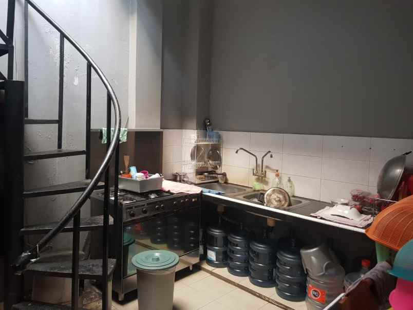 rumah dekat mall dan toll harga 1 6m di galaxy