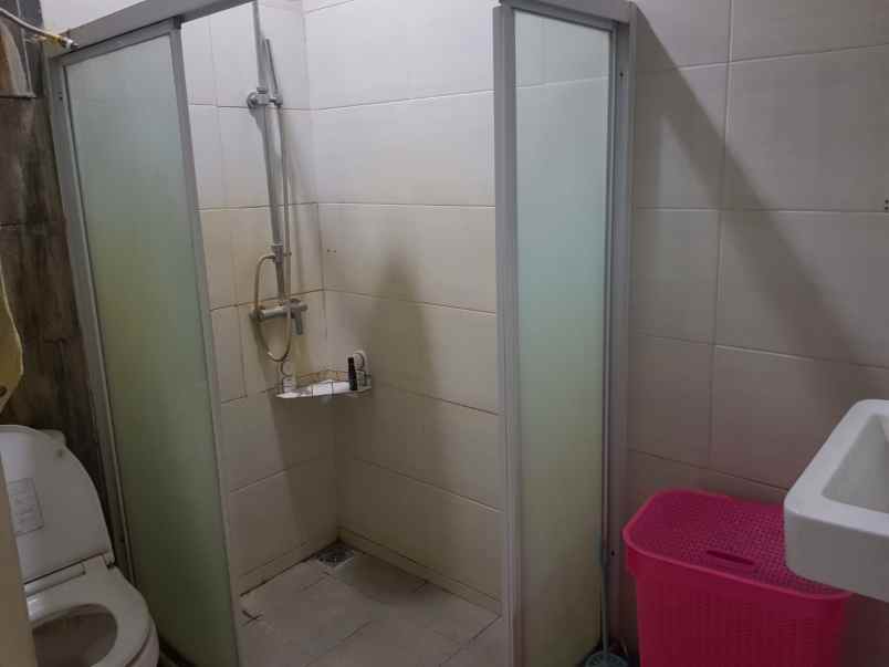rumah dekat mall dan toll harga 1 6m di galaxy