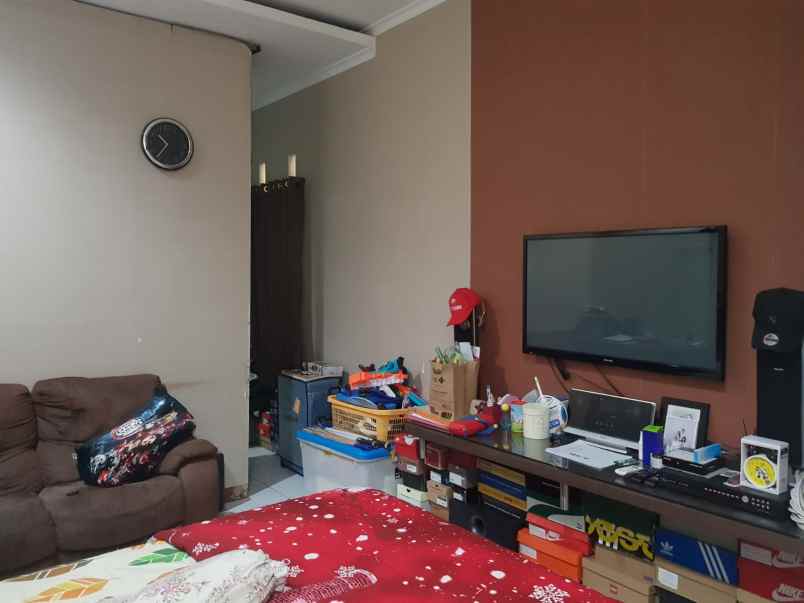 rumah dekat mall dan toll harga 1 6m di galaxy
