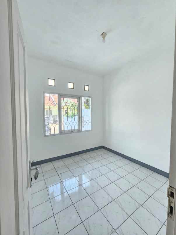 rumah di bulevar hijau harapan indah bekasi