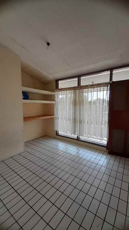 rumah disewakan harga terbaik di sarijadi