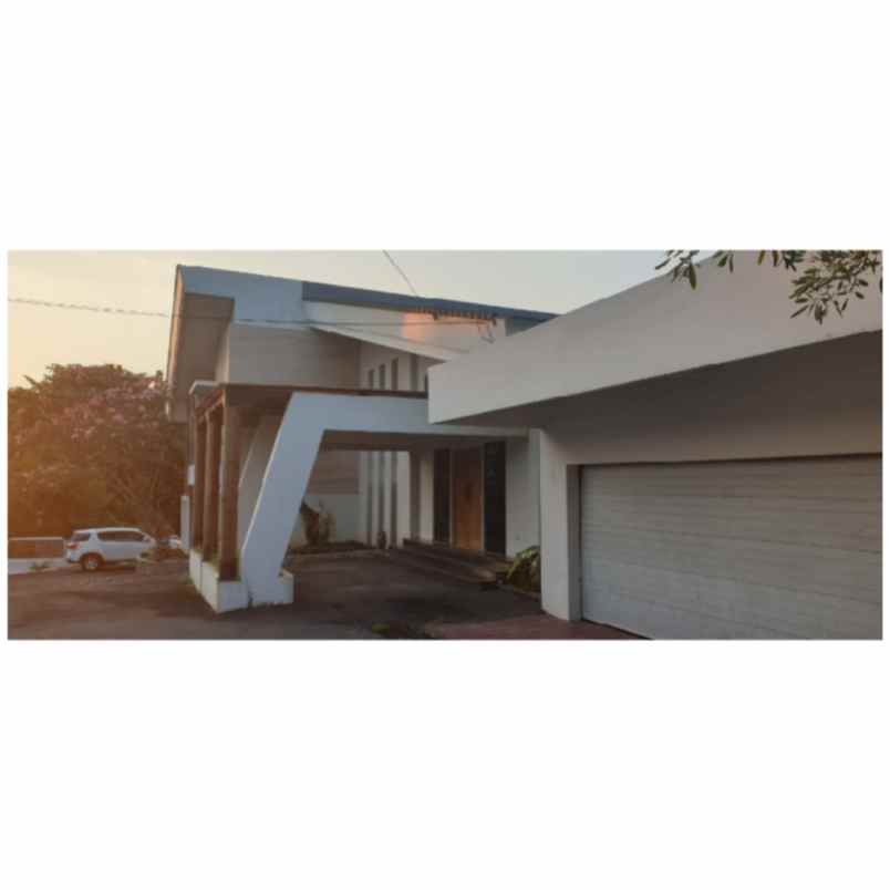 rumah gajahmungkur semarang jateng