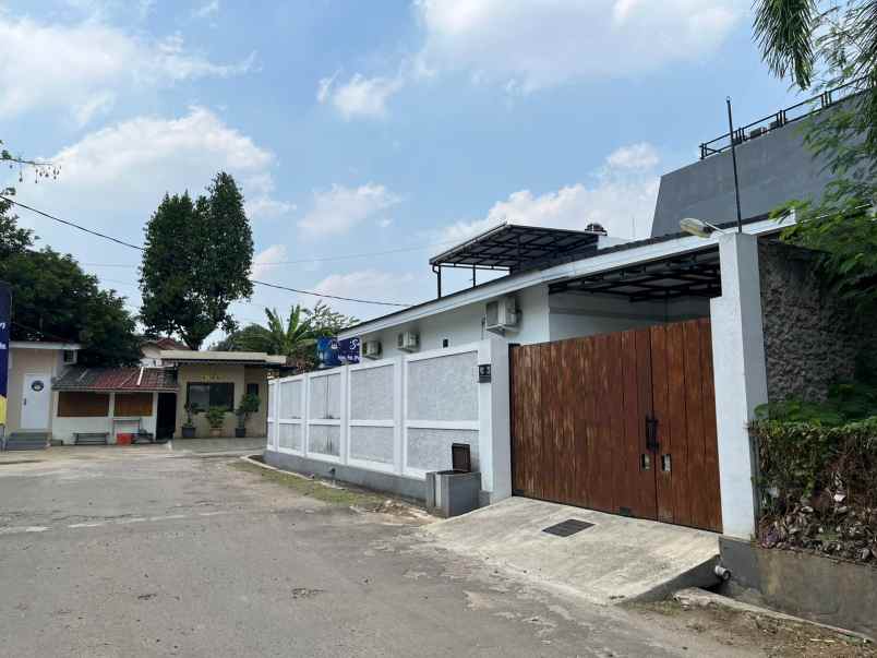 rumah hook di grand galaxy city bekasi
