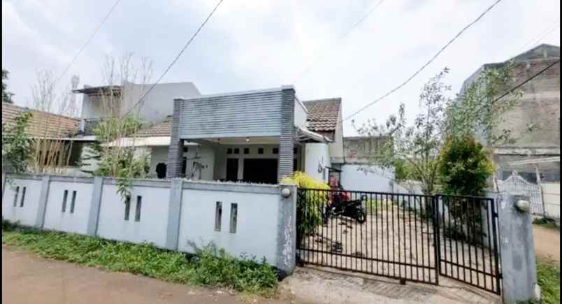 rumah hook luas di ciater permai kec serpong tangsel