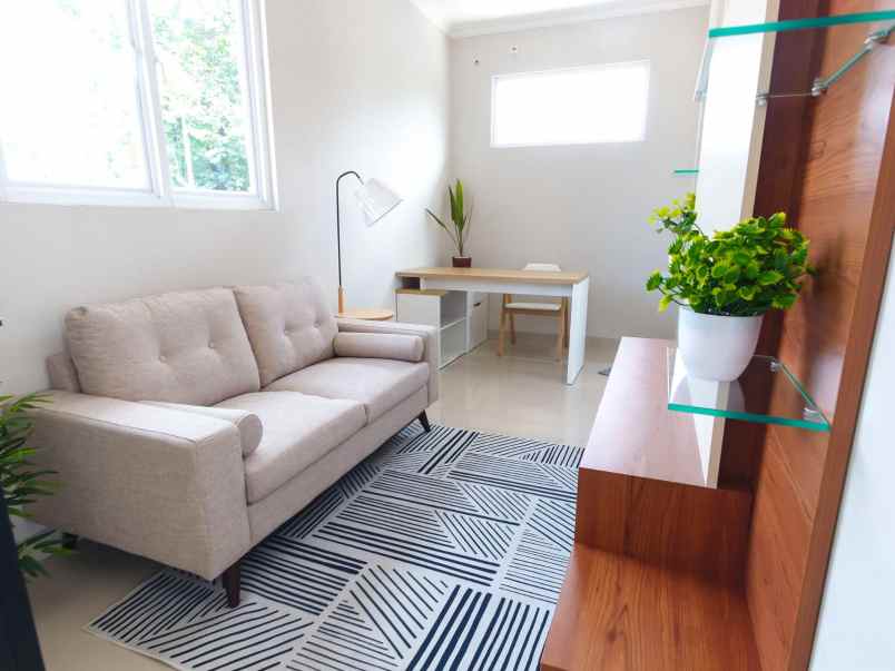 rumah jl bambu apus raya