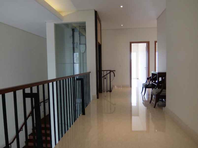 rumah jl pondok indah raya