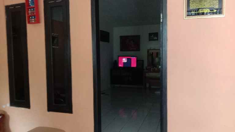 rumah jln perum burung perumnas