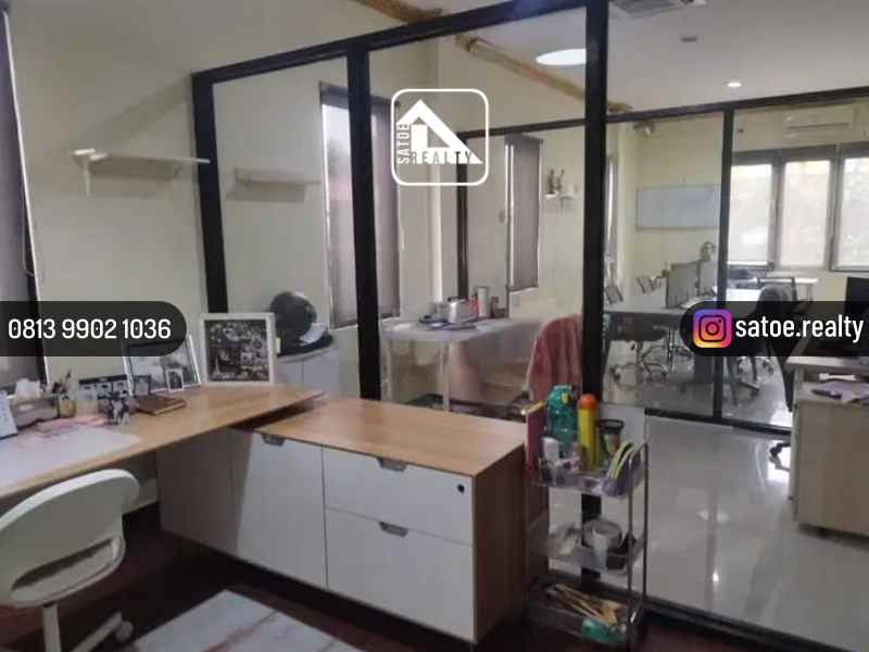 rumah kantor 2 lantai di jl kedondong jagakarsa