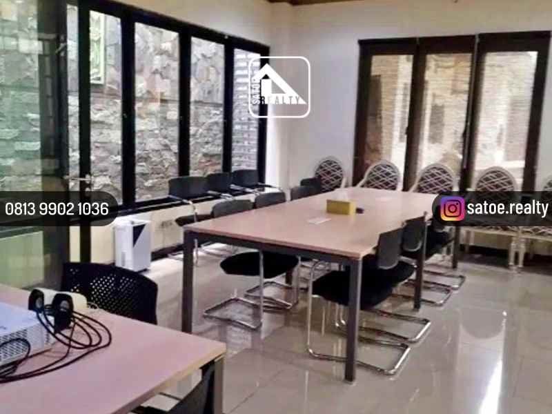 rumah kantor 2 lantai di jl kedondong jagakarsa