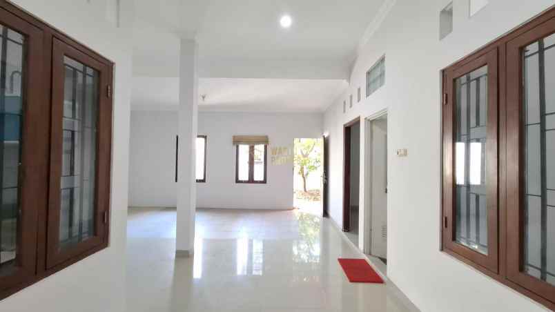 rumah luas semi furnished bebas pajak di kalasan