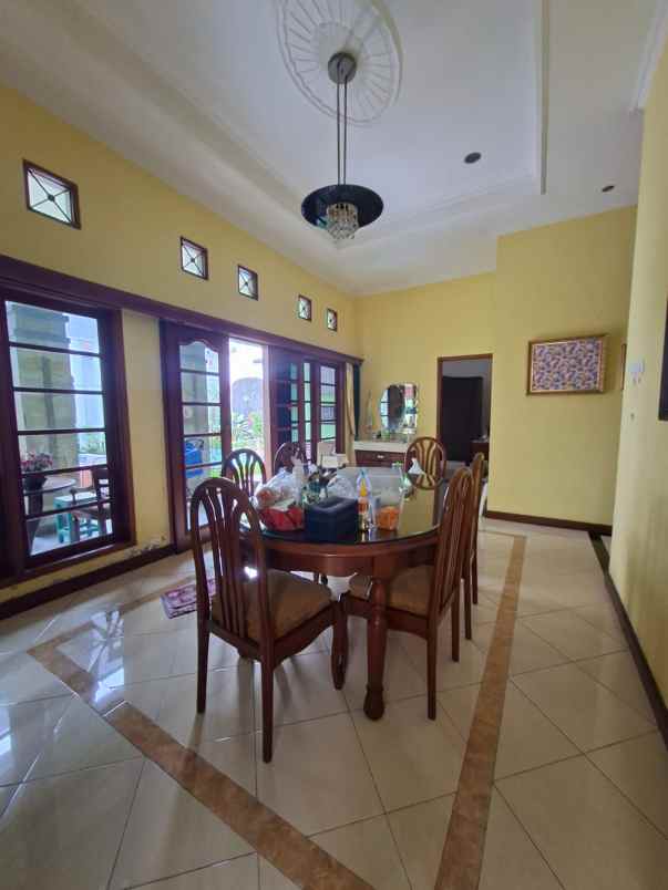 rumah mewah siap huni lokasi dieng malang