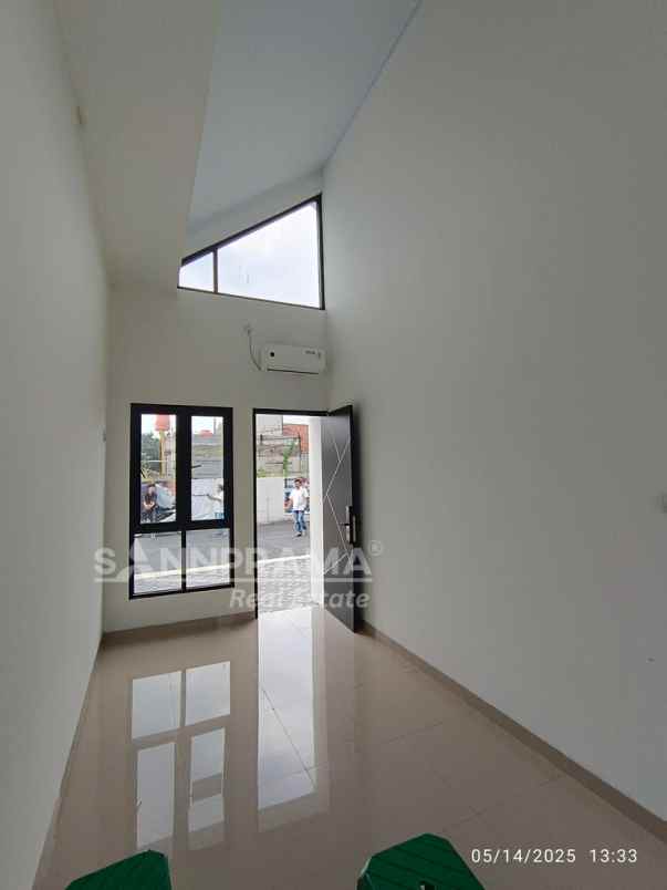 rumah minimalis dekat stadion pakansari cibinong