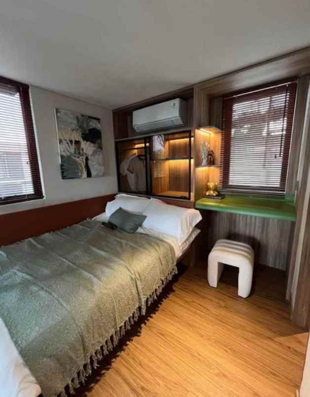 rumah minimalis modern 3 lantai