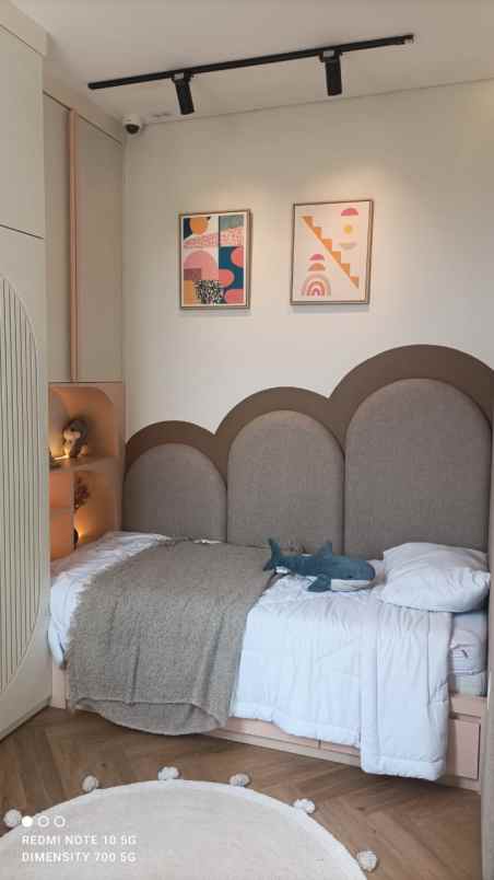 rumah modern dalam cluster besar di cileungsi bogor