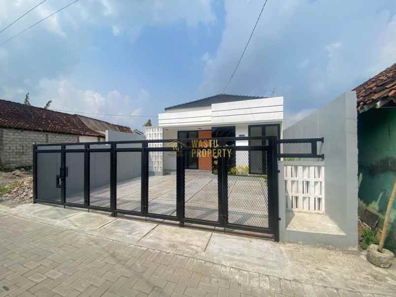 rumah modern siap huni dekat polres sleman