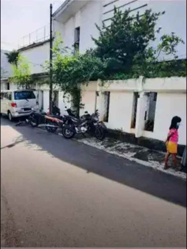 rumah murah wadidau wawaw di pulomas cempaka putih