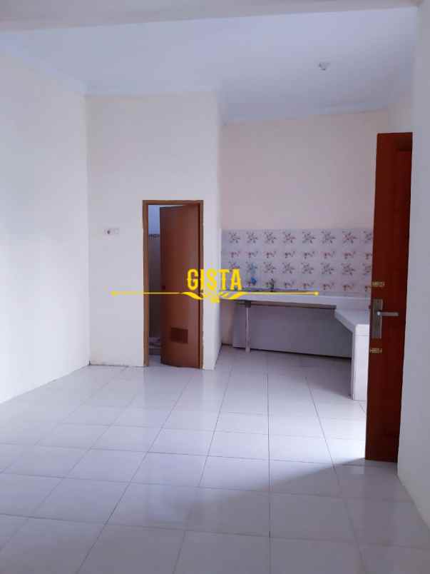 rumah nanggewer mekar cibinong