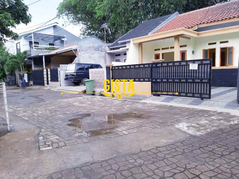 rumah nanggewer mekar cibinong