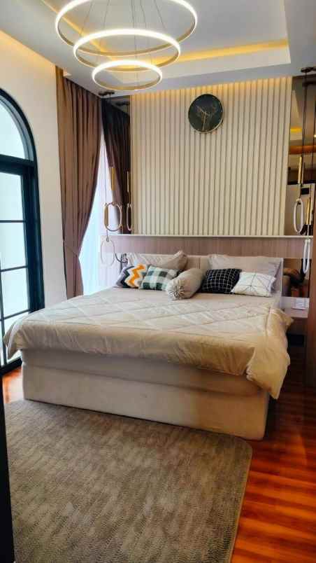 rumah nyaman dengan pemandangan indah ala santorini