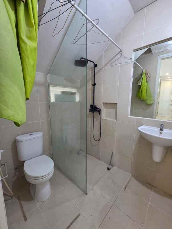 rumah pakuwon indah mansion siap huni