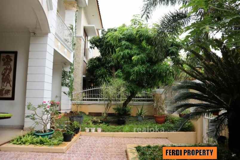 rumah perumahan citra gran cibubur