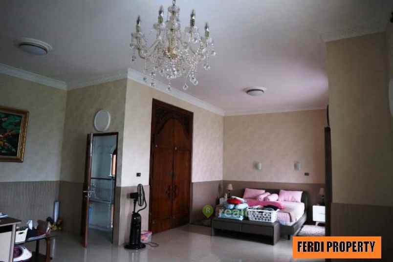 rumah perumahan citra gran cibubur