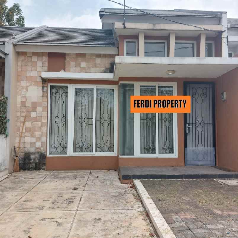 rumah rapi banget cikeas country cibubur