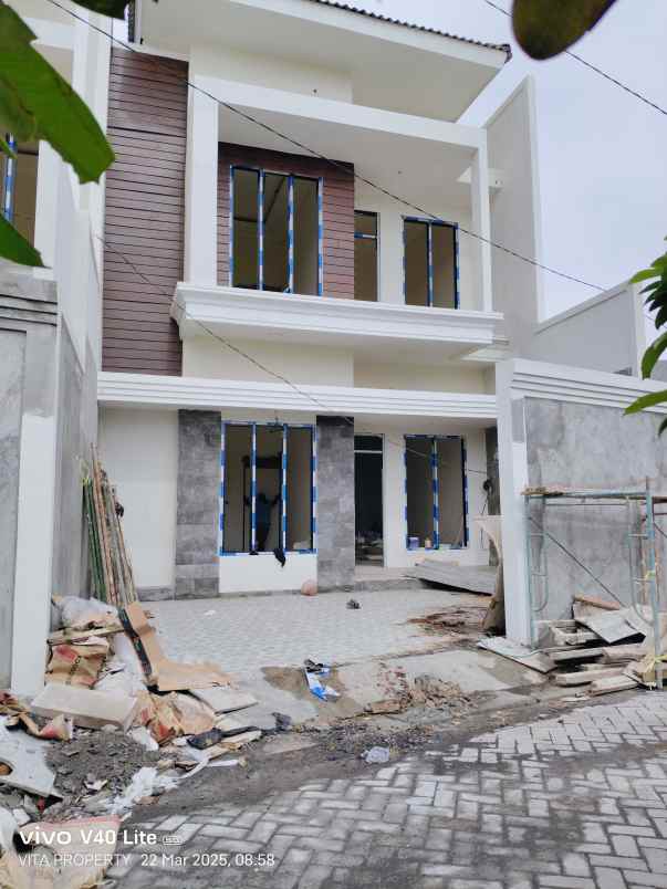 rumah ready 2 lantai di medokan ayu surabaya timur