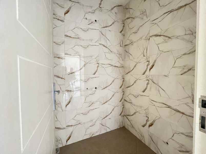 rumah ruko 2 lantai 6x10 under 700jtan di pandaan