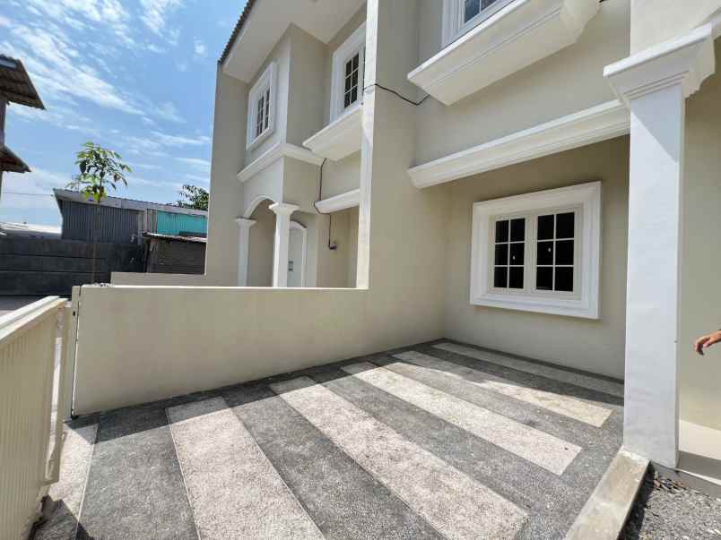 rumah ruko 2 lantai 6x10 under 700jtan di pandaan