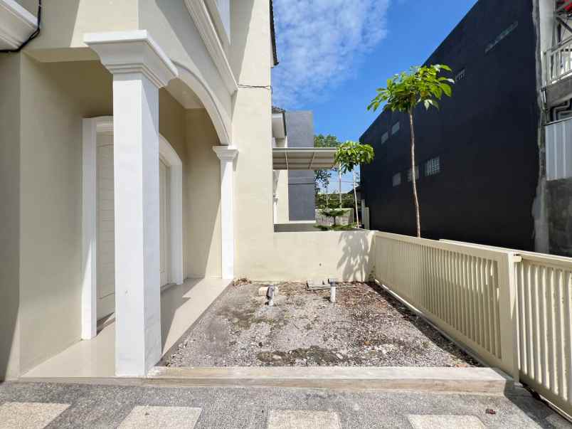 rumah ruko 2 lantai 6x10 under 700jtan di pandaan